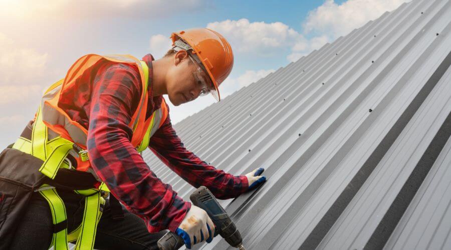 Expert Emergency Roof Repairs services in Raymond, MS